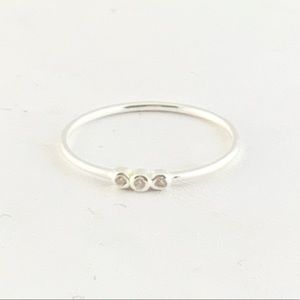 Minimalist Cubic Zirconia Ring 925 NEW